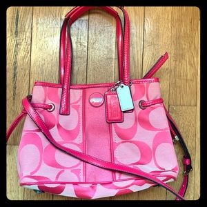 💕Coach Crossbody Pink